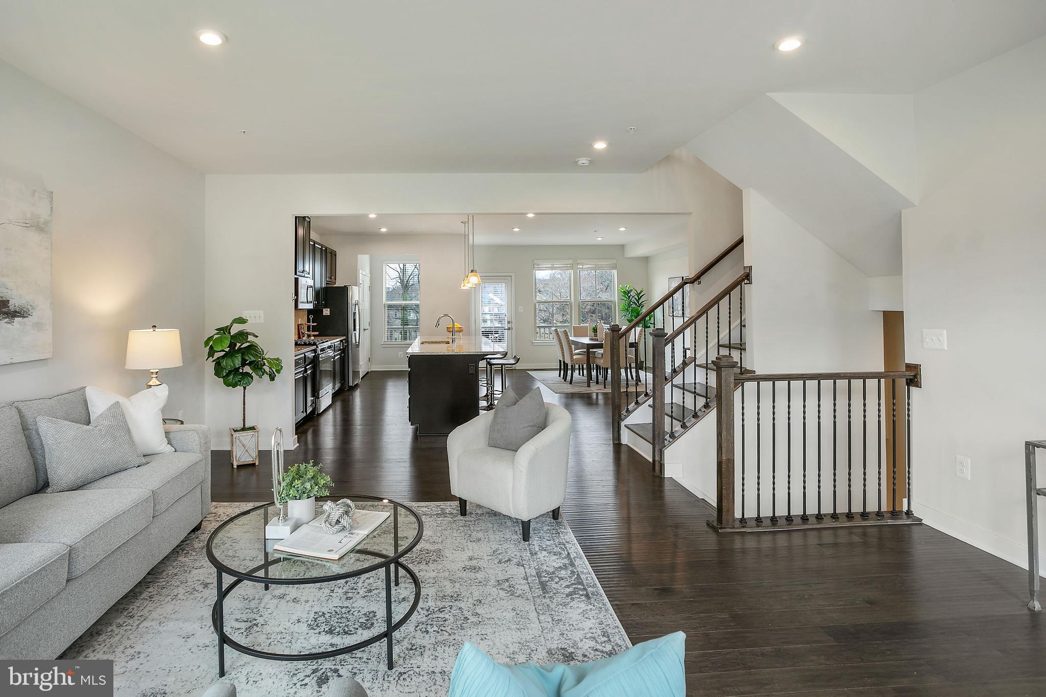 5911 RICHMANOR TERRACE