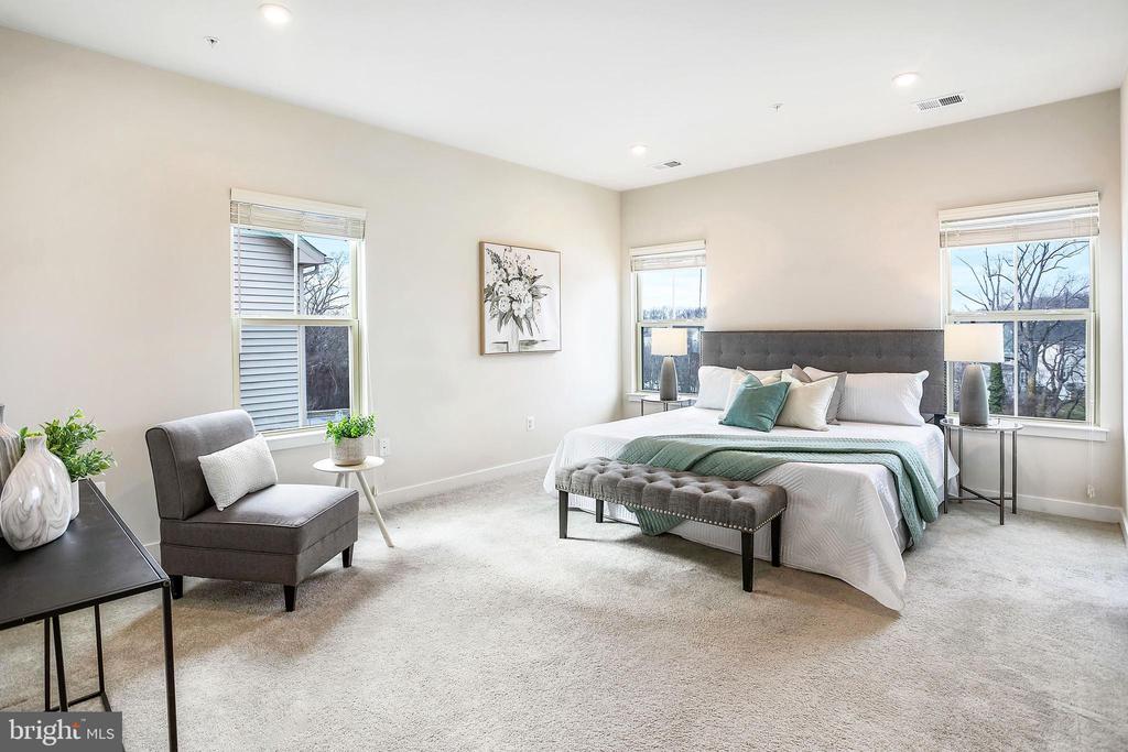 5911 RICHMANOR TERRACE