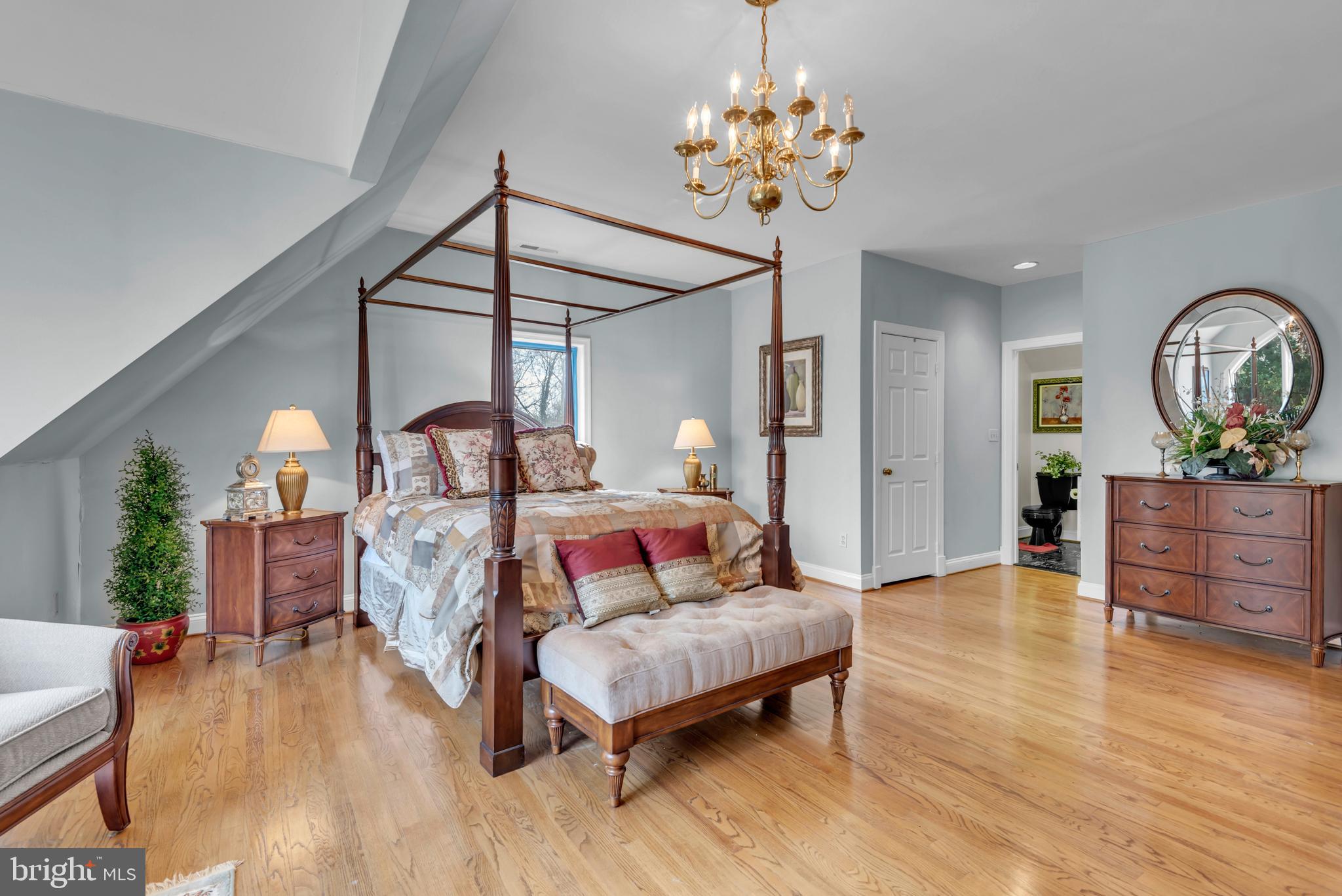 11501 RIVERVIEW ROAD