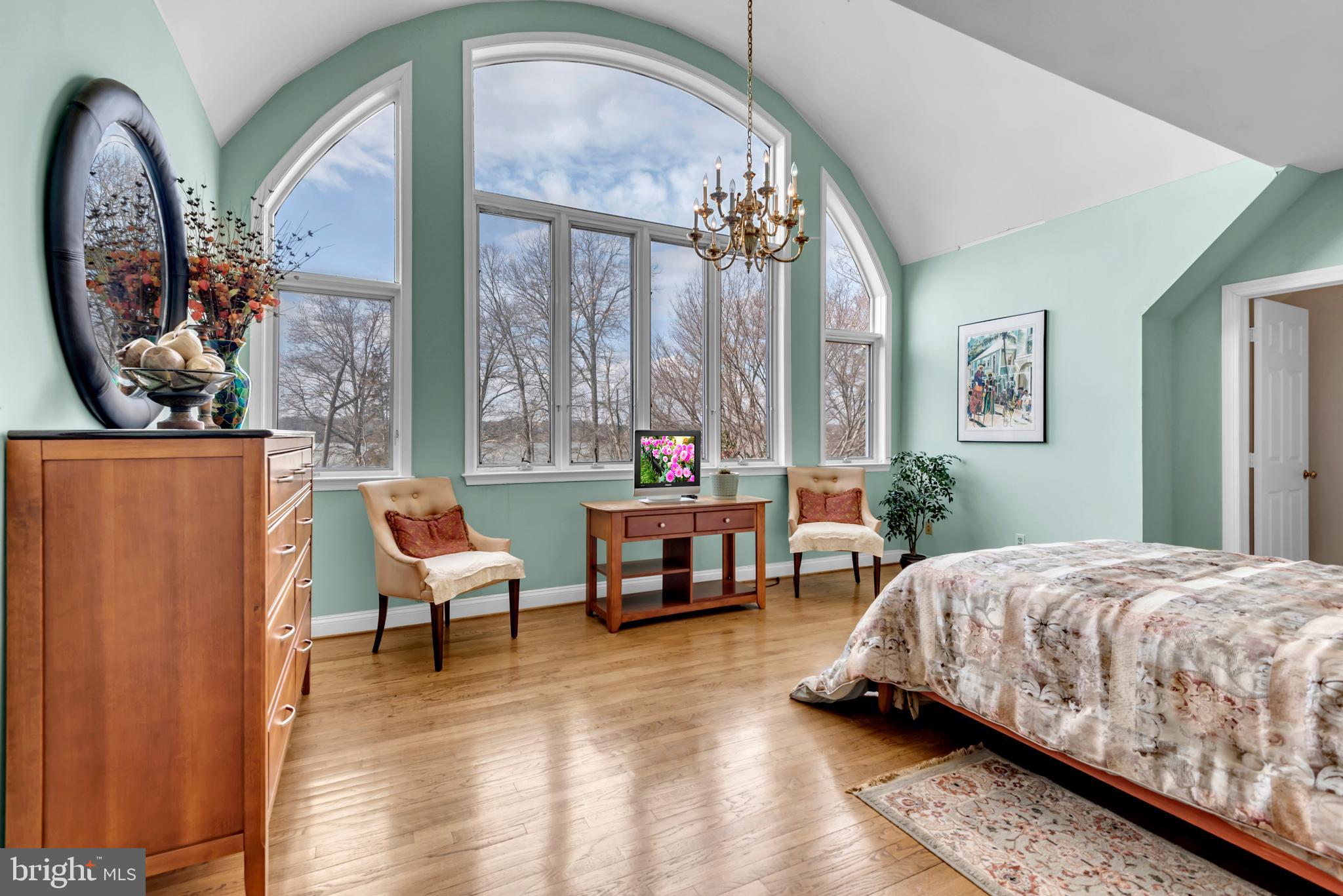 11501 RIVERVIEW ROAD