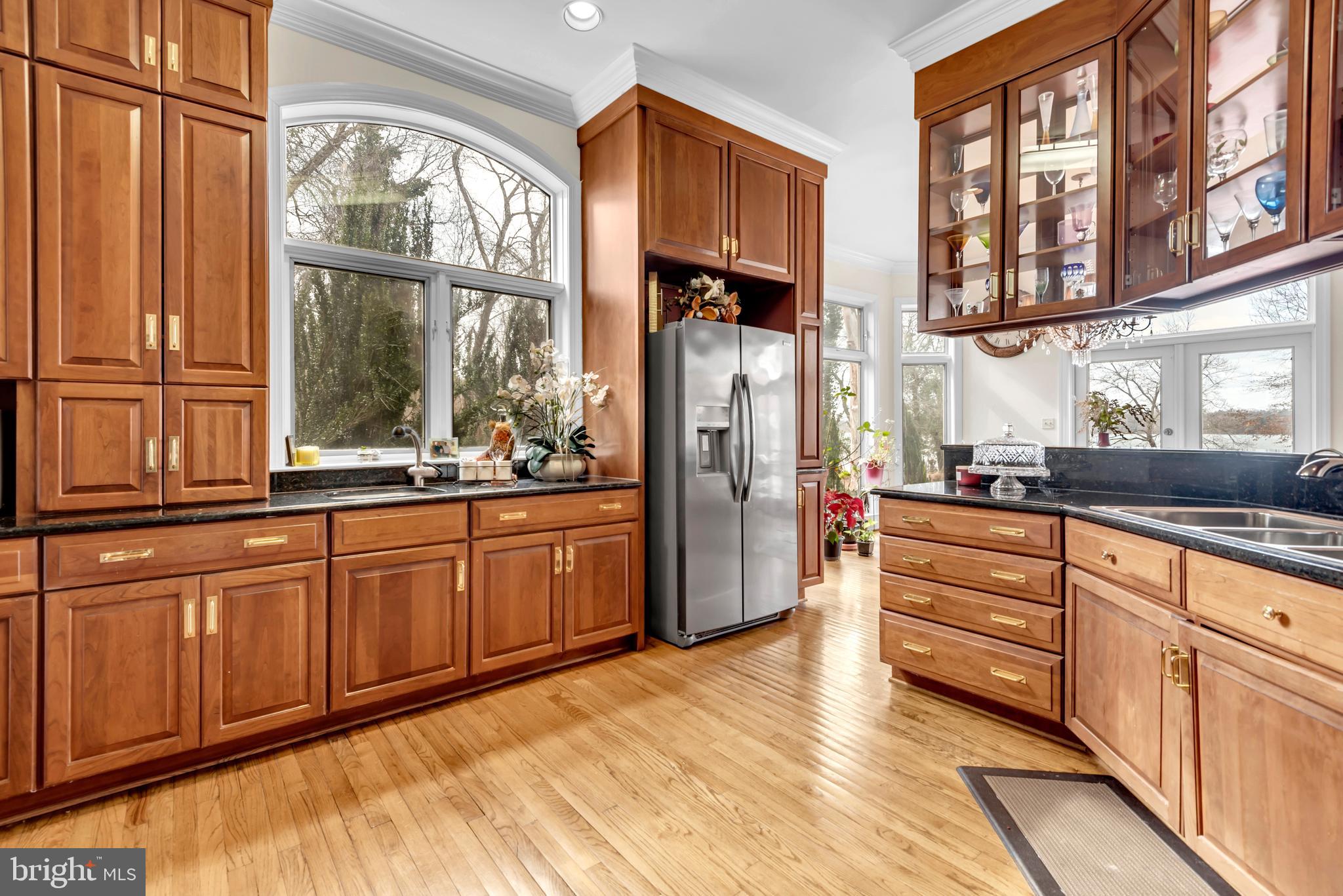 11501 RIVERVIEW ROAD