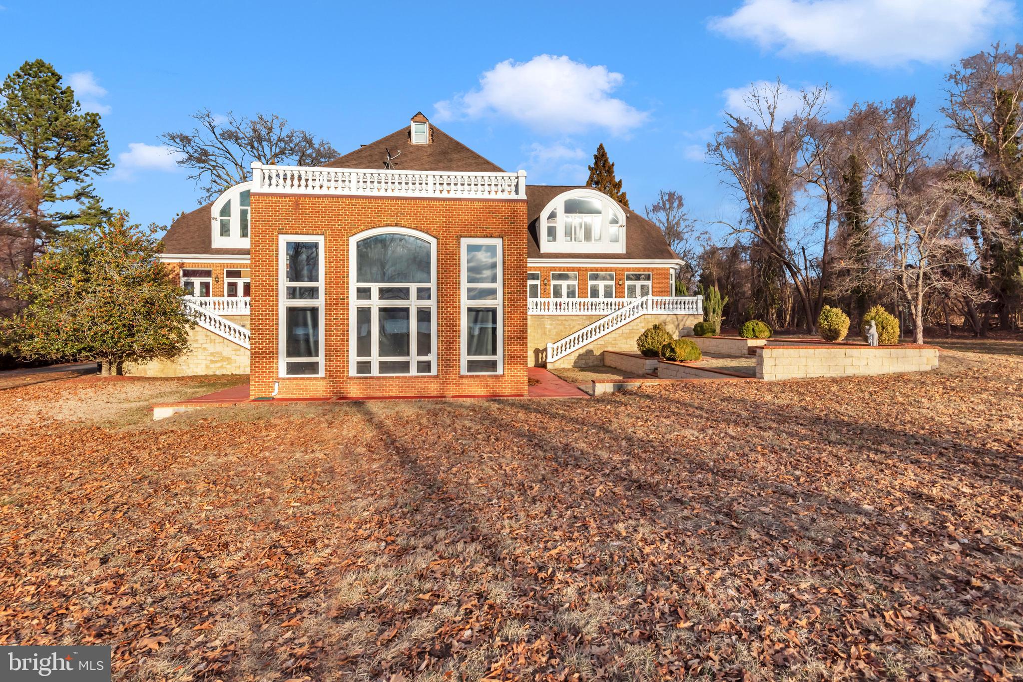 11501 RIVERVIEW ROAD