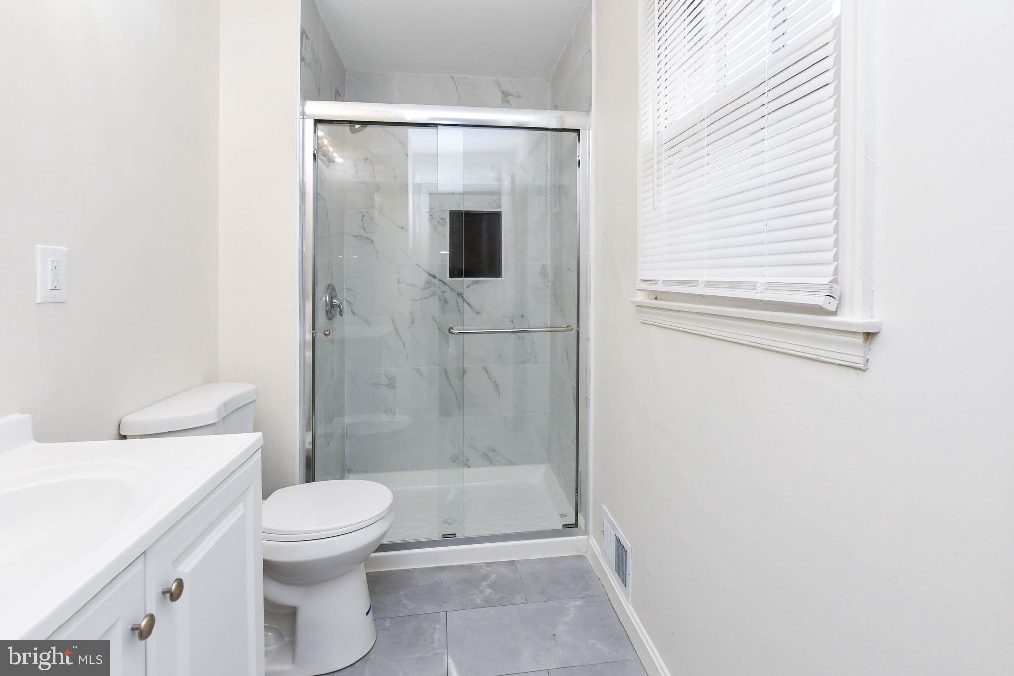 10903 EXETER COURT