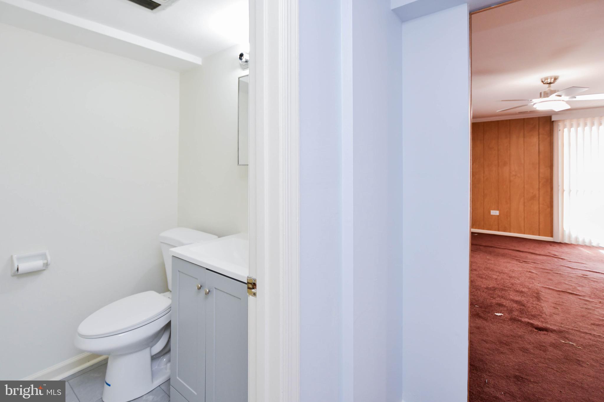 10903 EXETER COURT