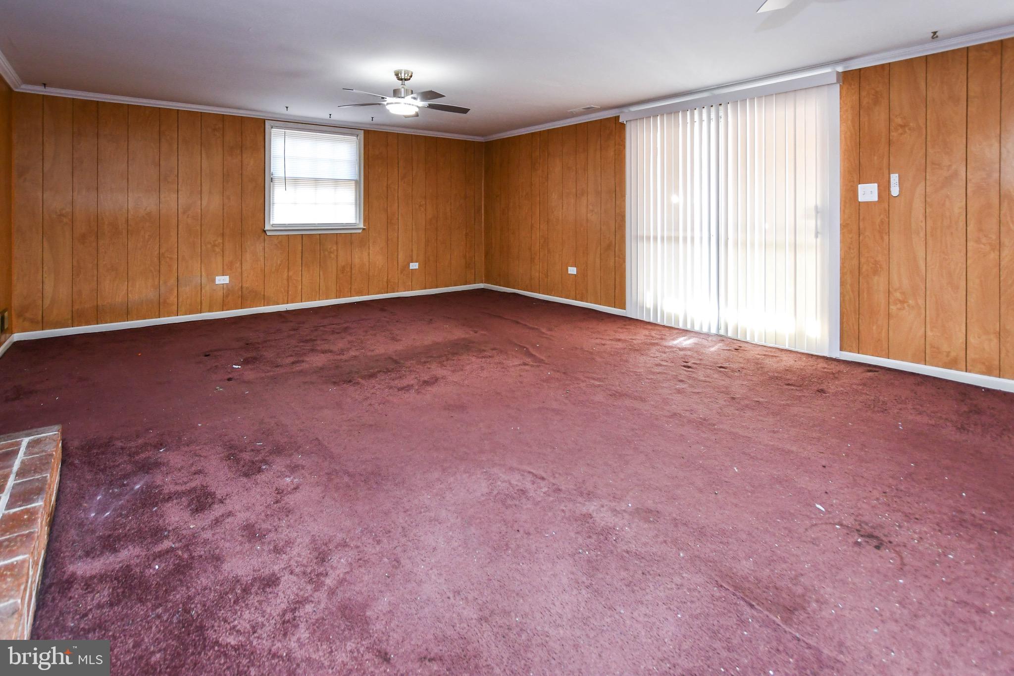 10903 EXETER COURT