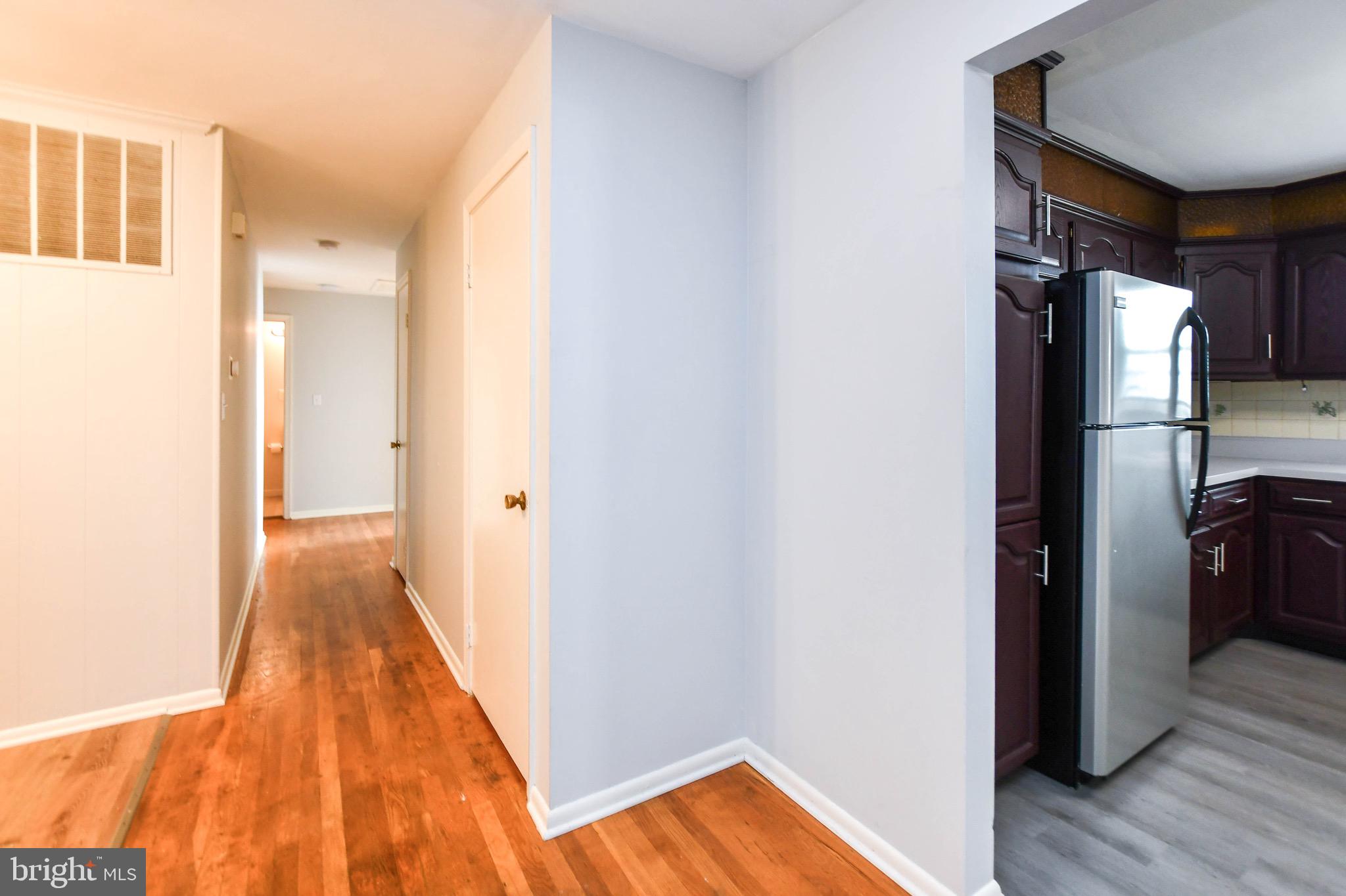 10903 EXETER COURT
