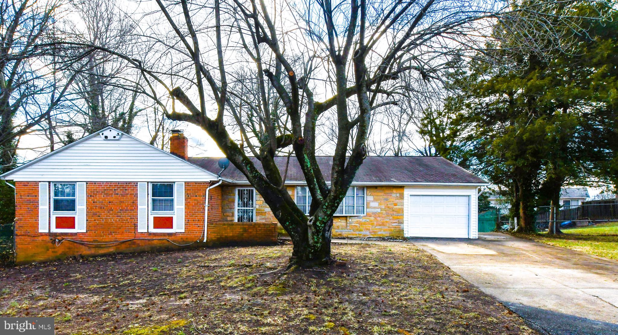10903 EXETER COURT