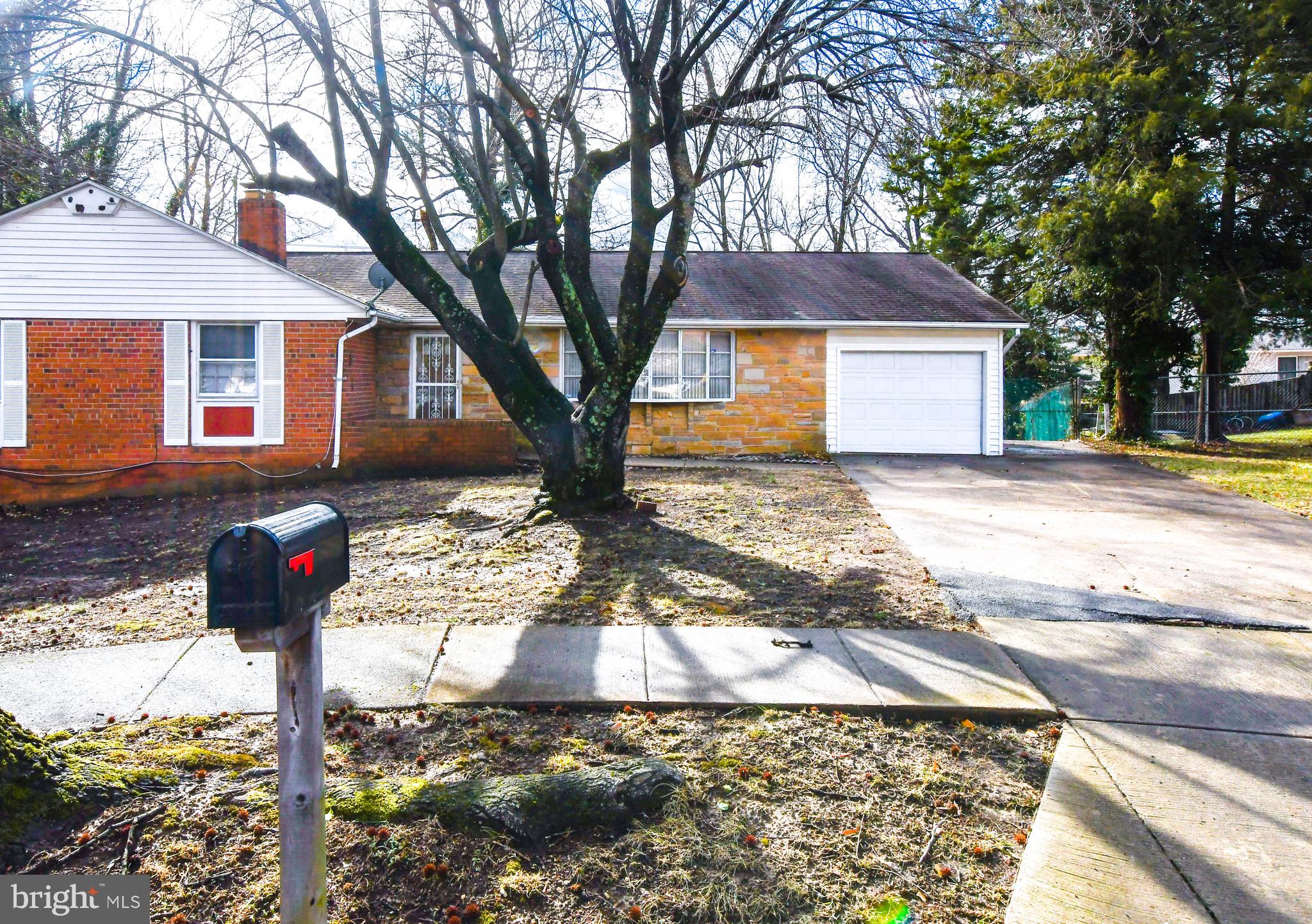10903 EXETER COURT