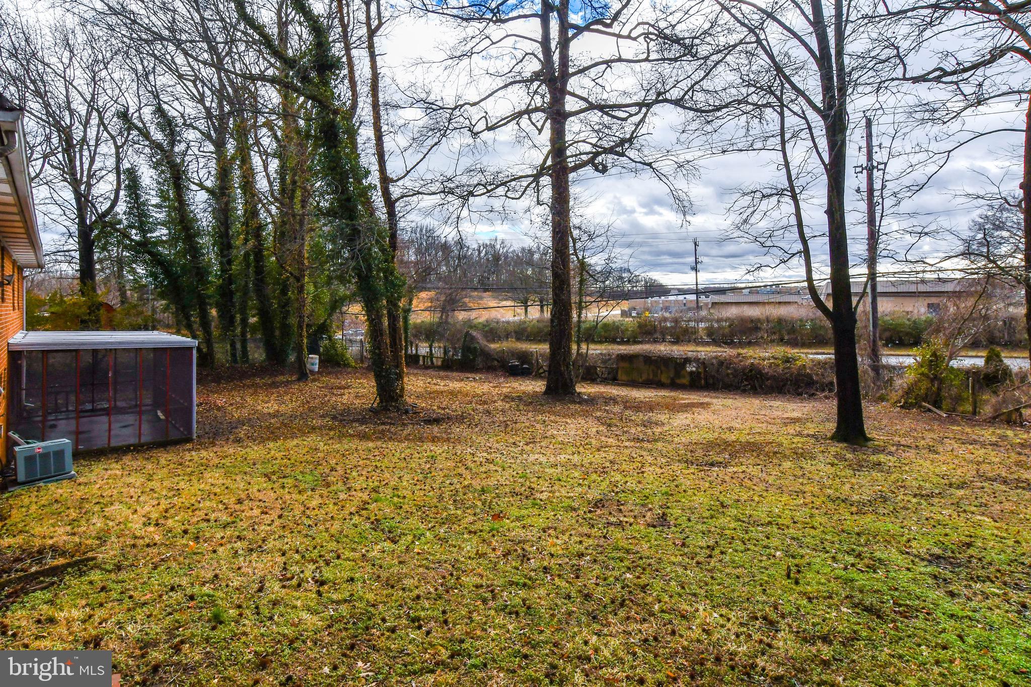 10903 EXETER COURT