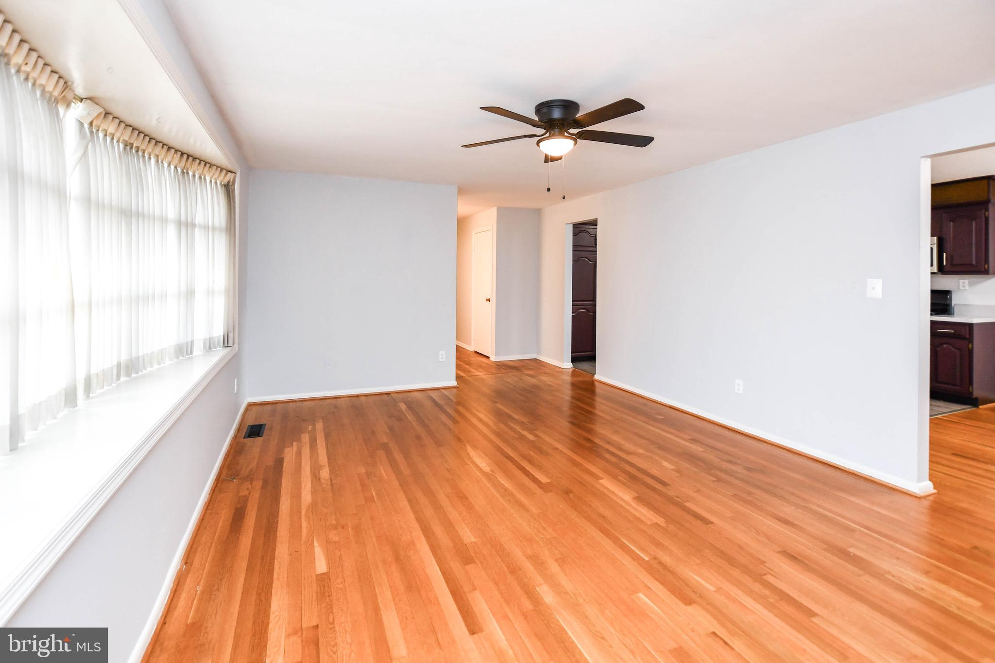 10903 EXETER COURT
