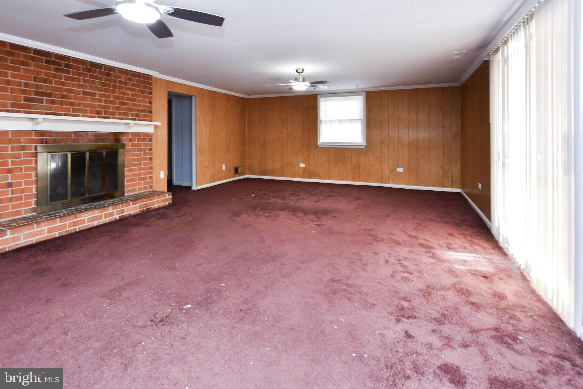 10903 EXETER COURT