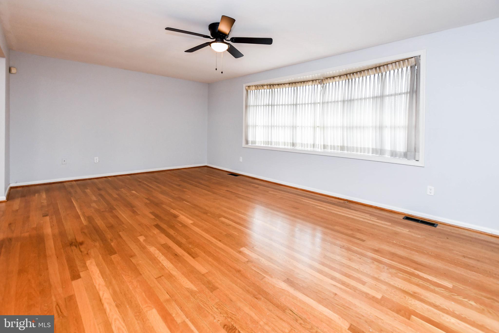 10903 EXETER COURT