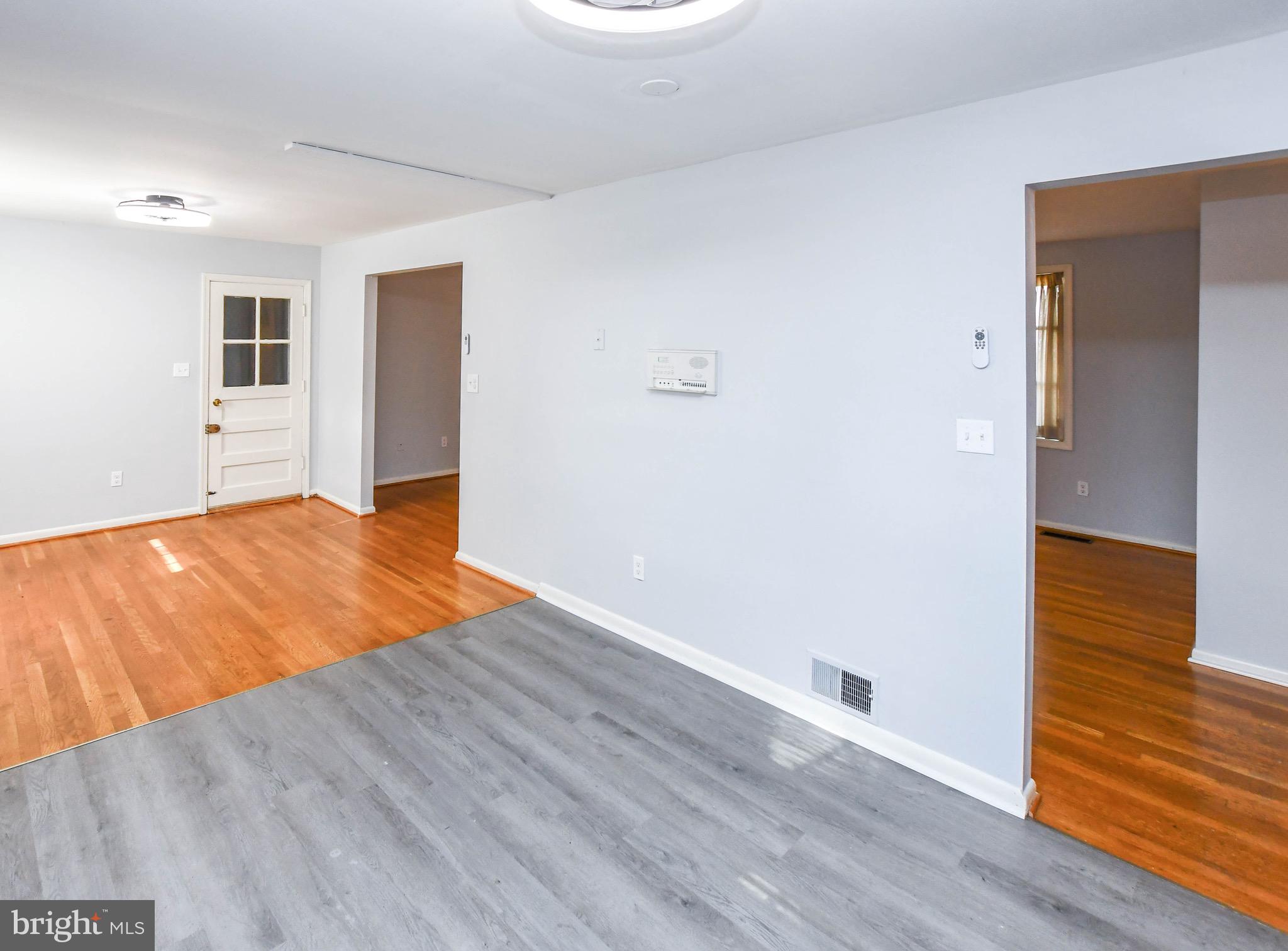 10903 EXETER COURT