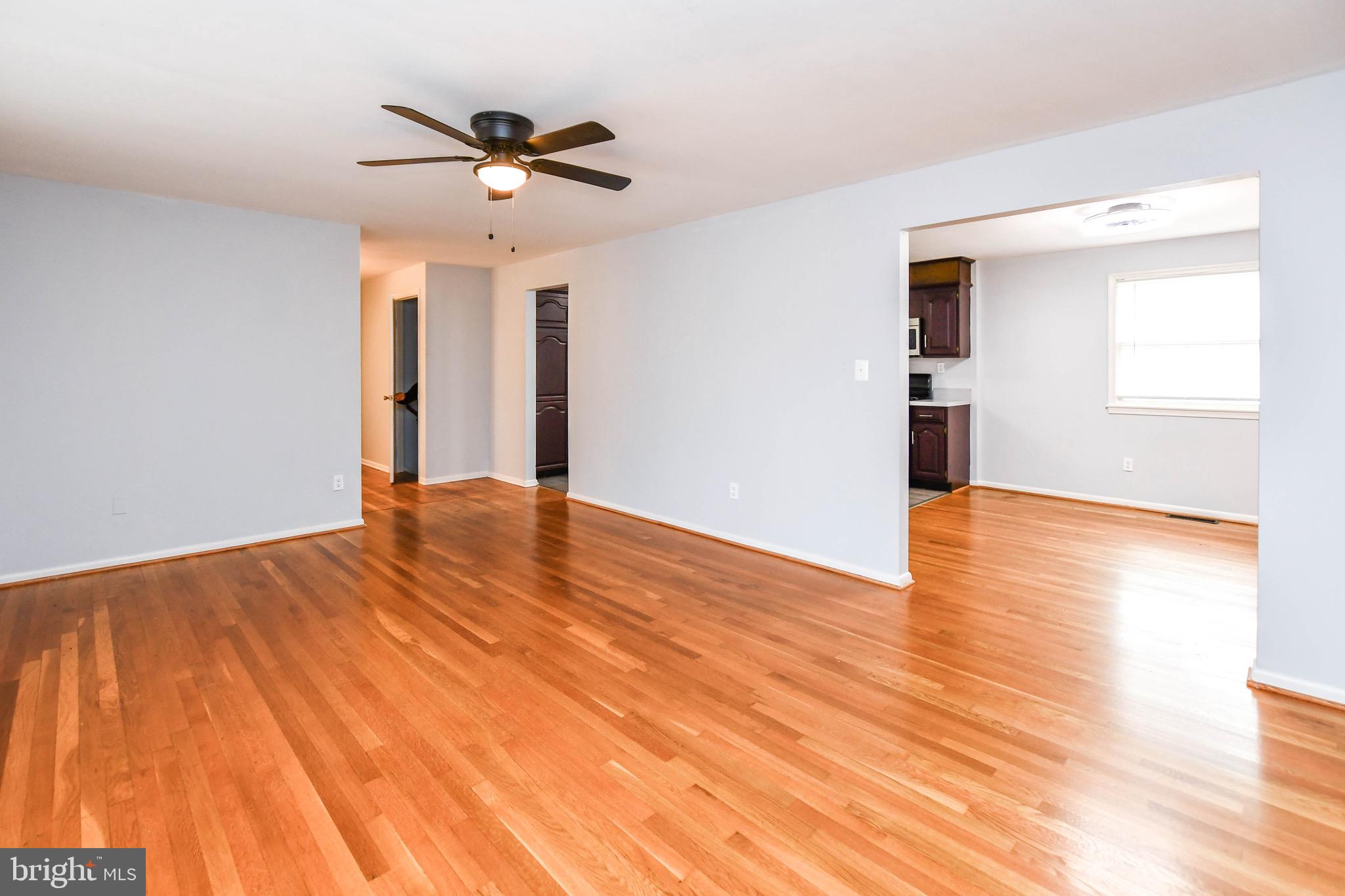 10903 EXETER COURT