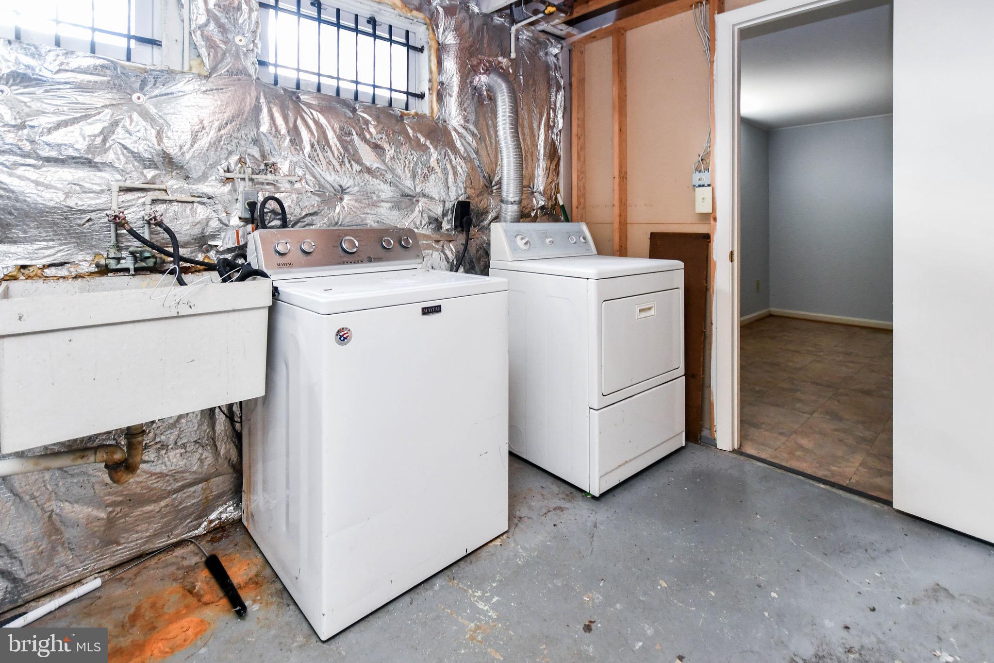 10903 EXETER COURT