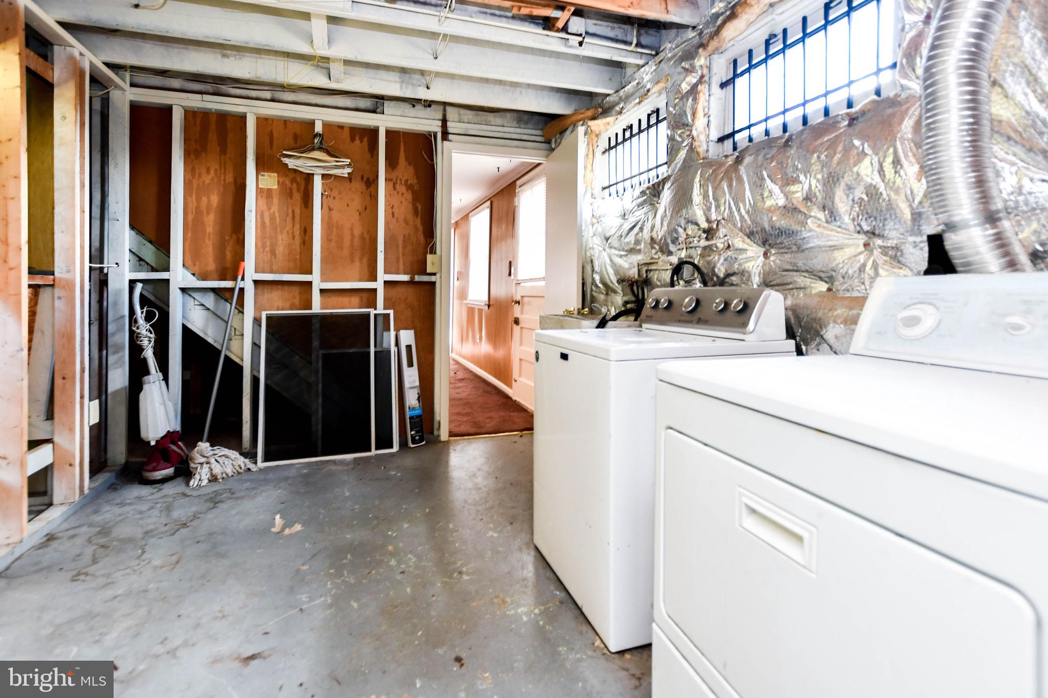 10903 EXETER COURT