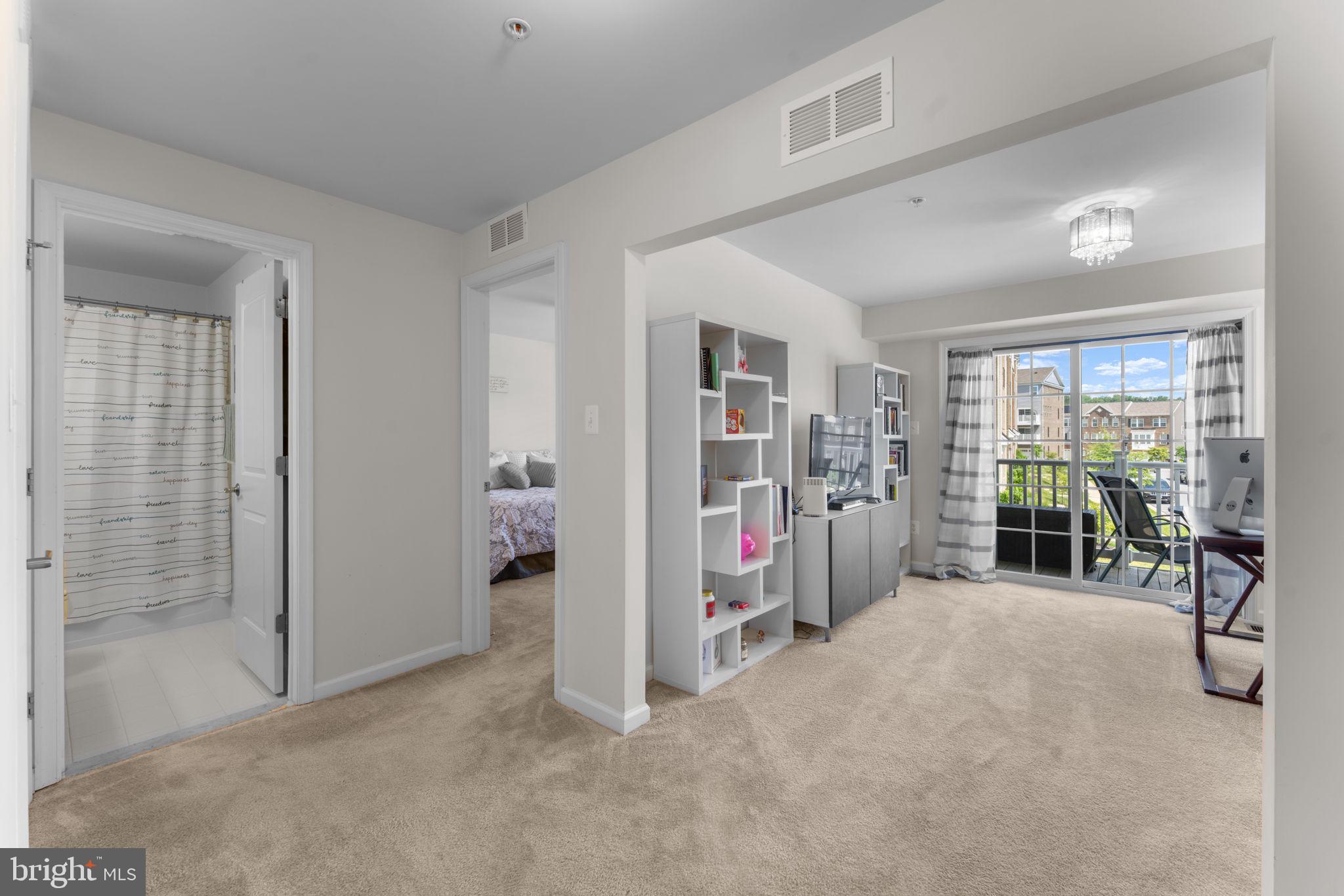 9624 TEALBRIAR DRIVE