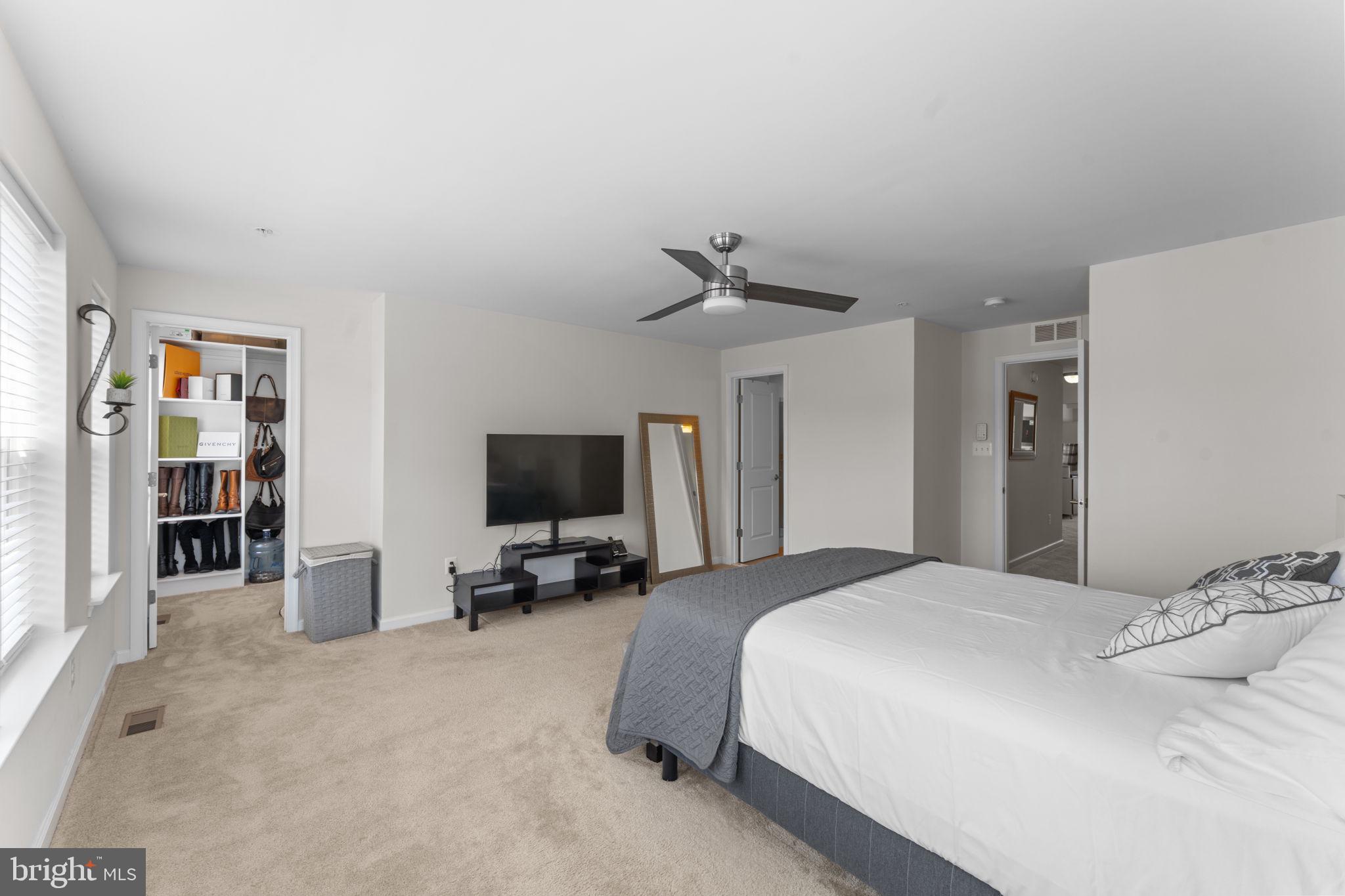 9624 TEALBRIAR DRIVE