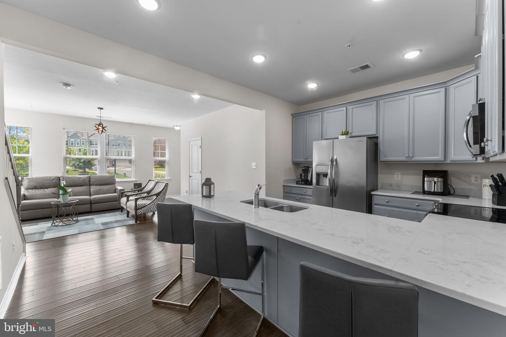 9624 TEALBRIAR DRIVE