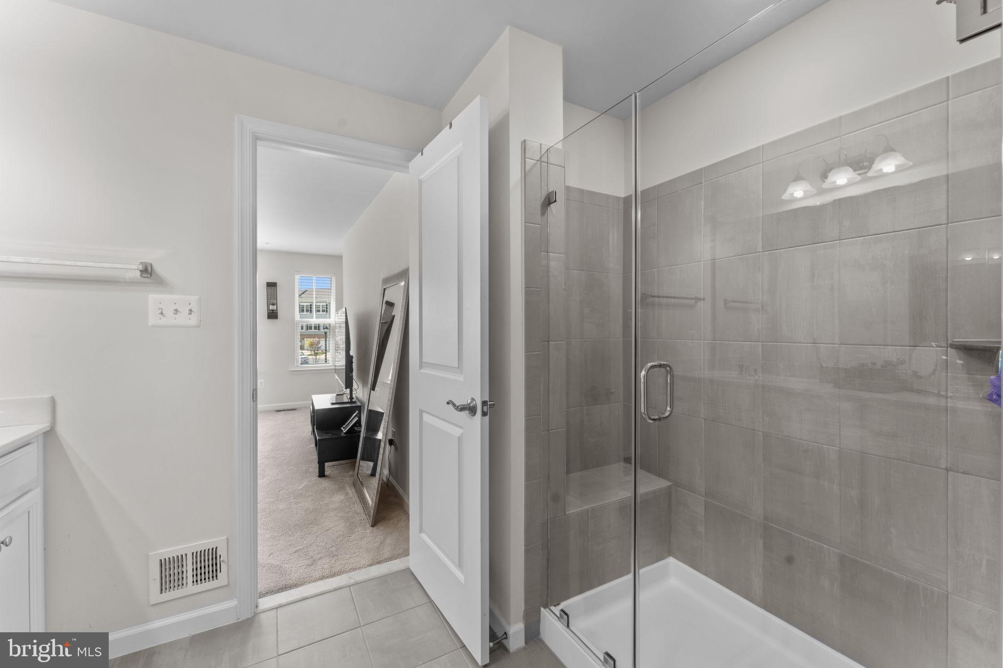 9624 TEALBRIAR DRIVE