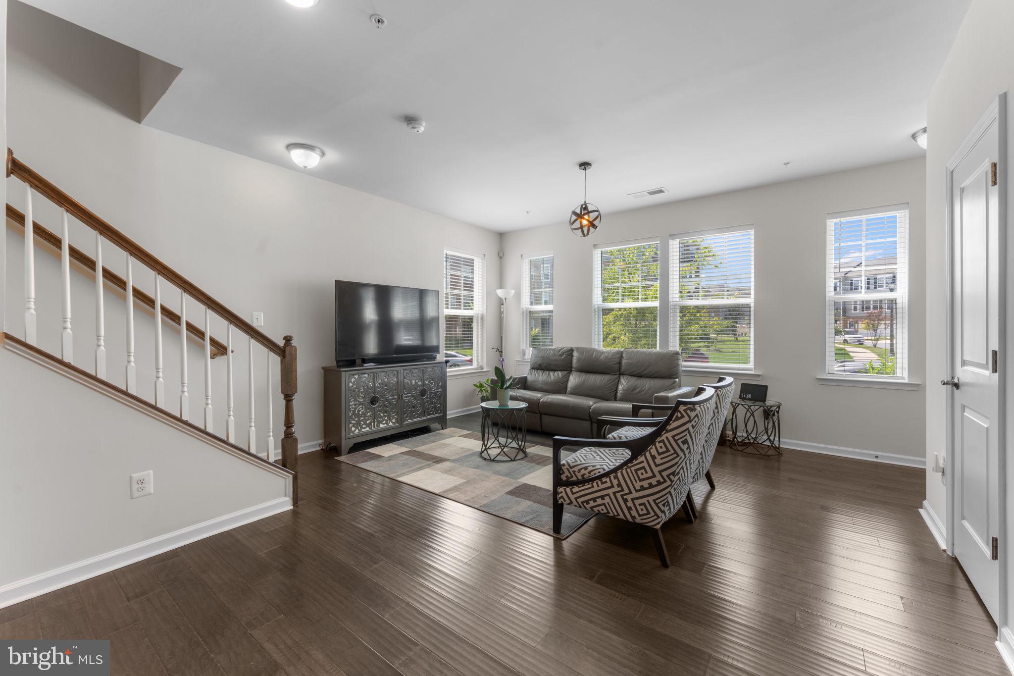 9624 TEALBRIAR DRIVE