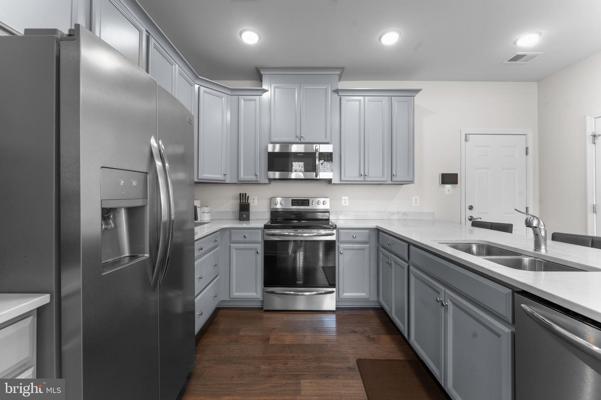 9624 TEALBRIAR DRIVE