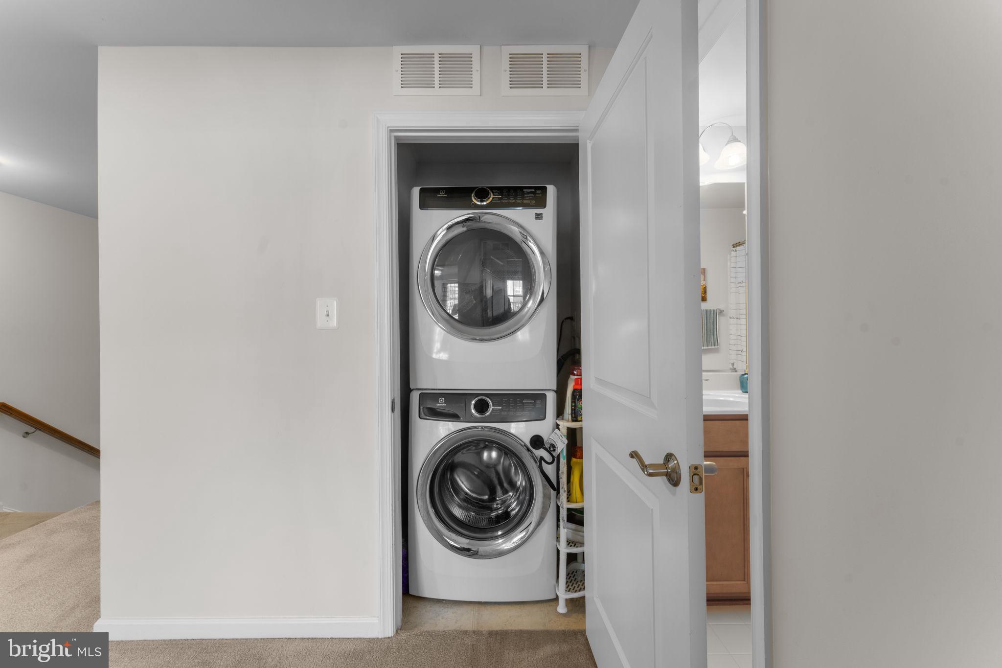 9624 TEALBRIAR DRIVE