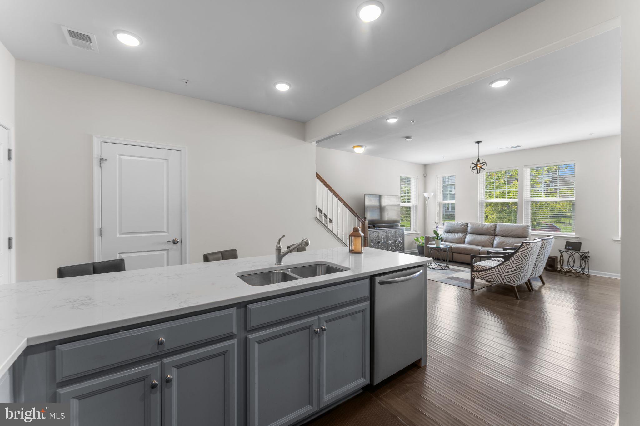 9624 TEALBRIAR DRIVE