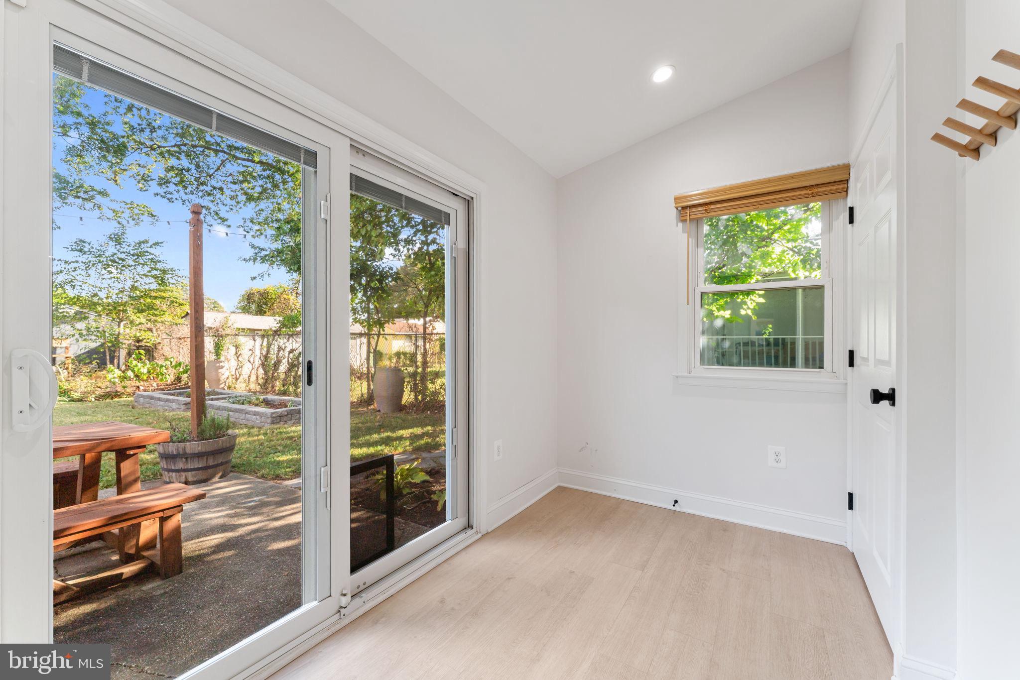 5014 SHERIDAN STREET