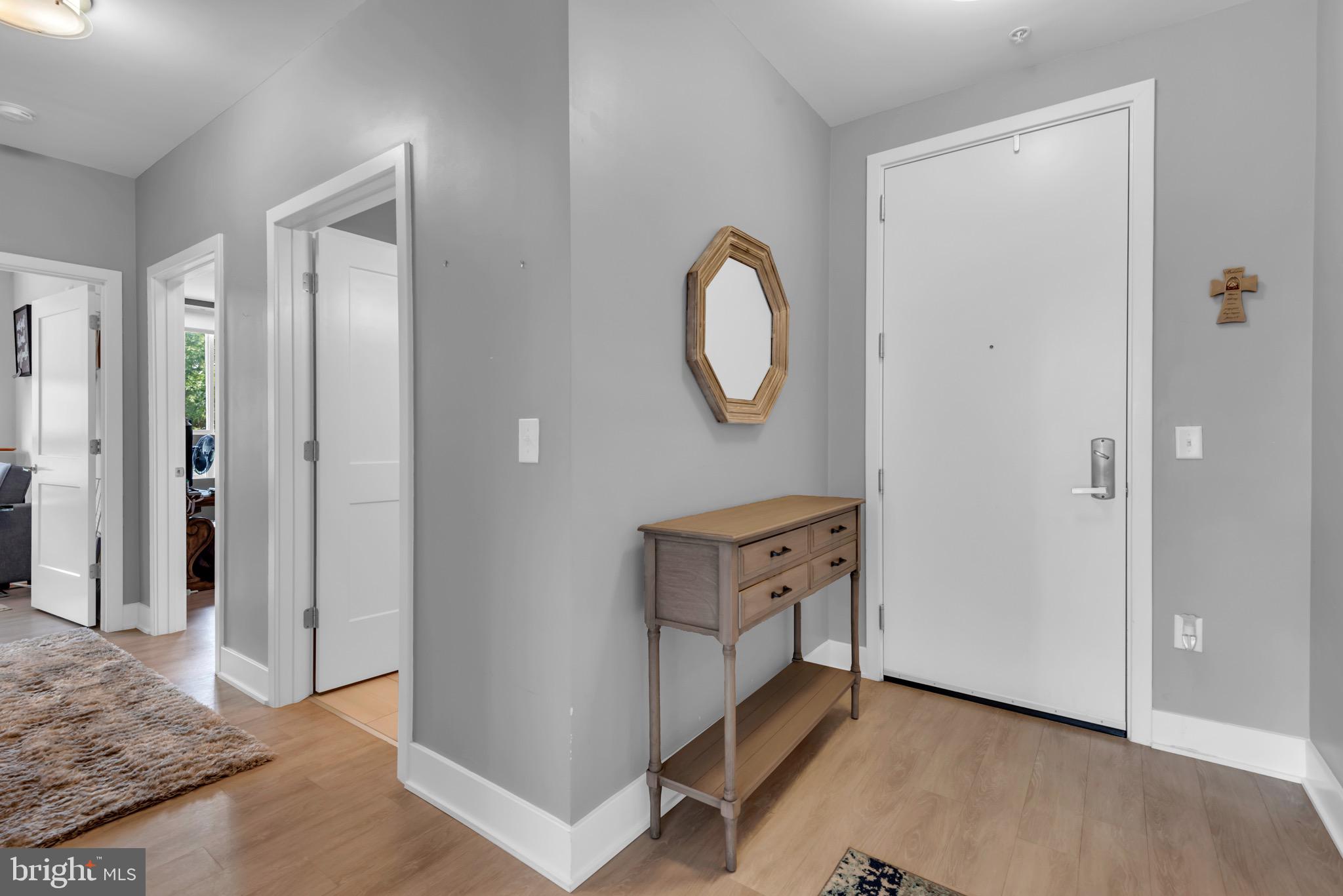 145 RIVERHAVEN DRIVE 313