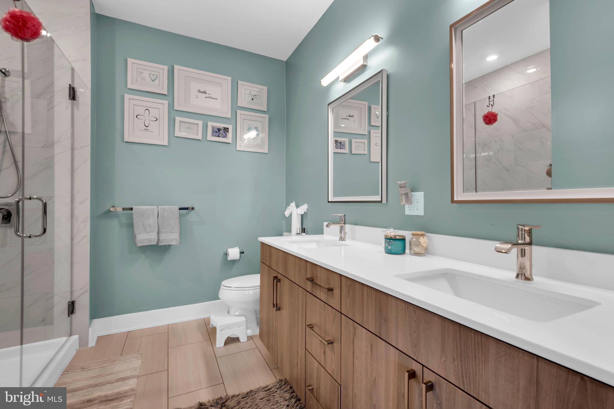 145 RIVERHAVEN DRIVE 313