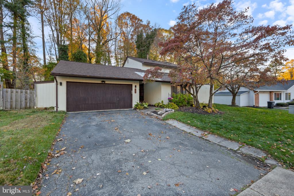 9315 MIDLAND TURN