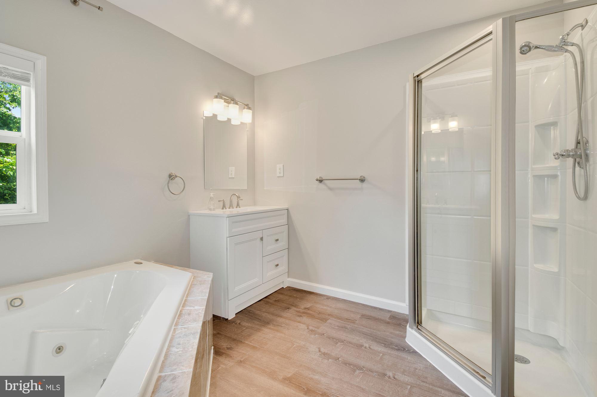 5010 SHERIDAN STREET