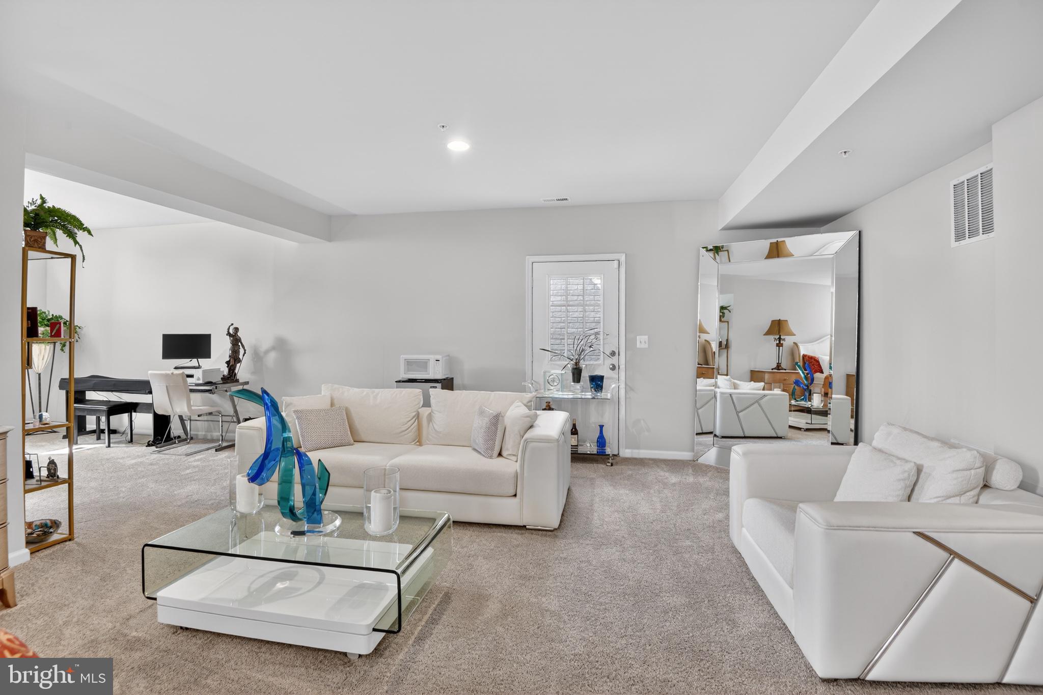 9003 HUNT MEADOW LANE