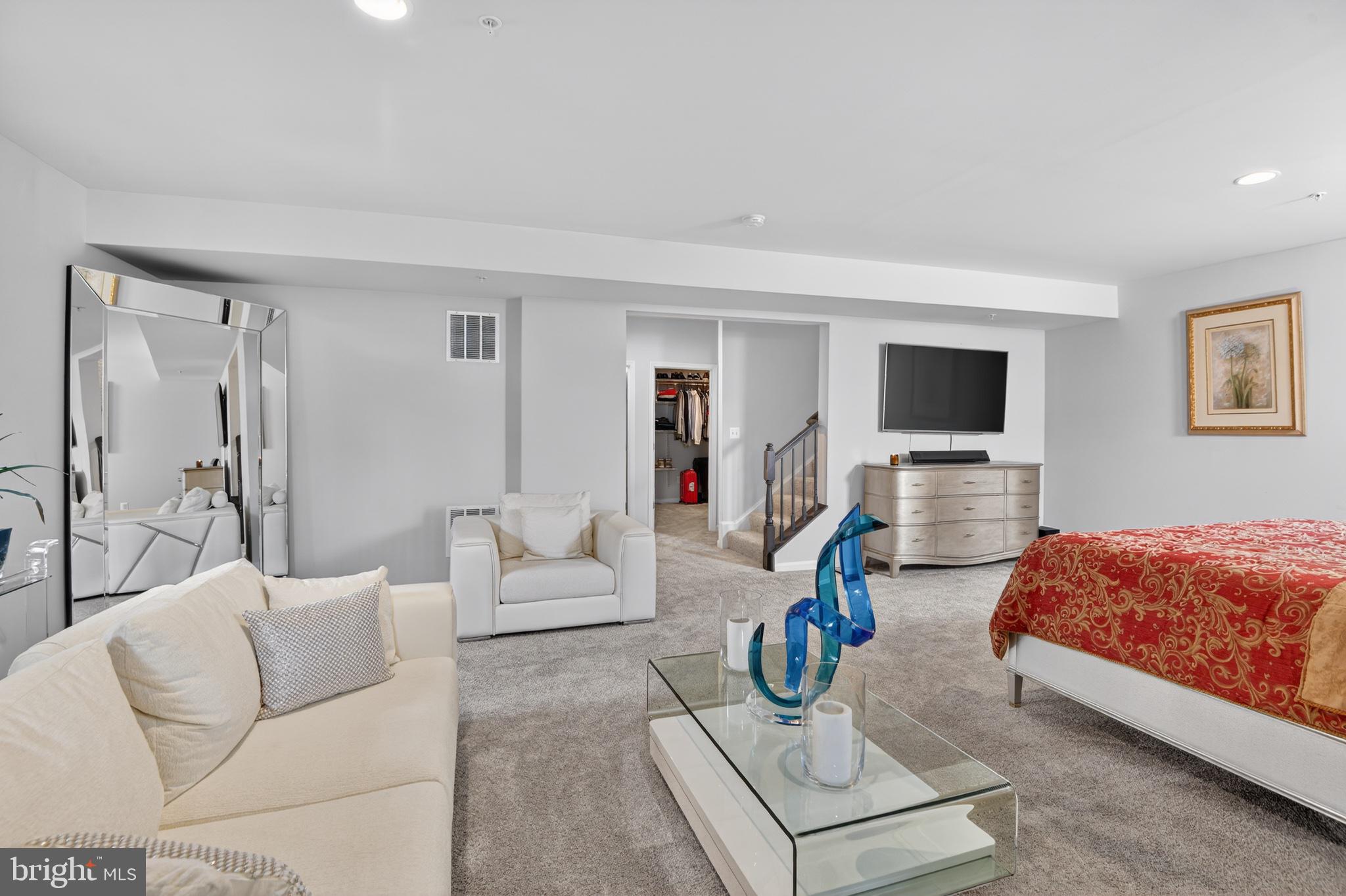 9003 HUNT MEADOW LANE