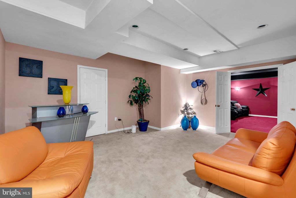 11501 RIVERVIEW ROAD