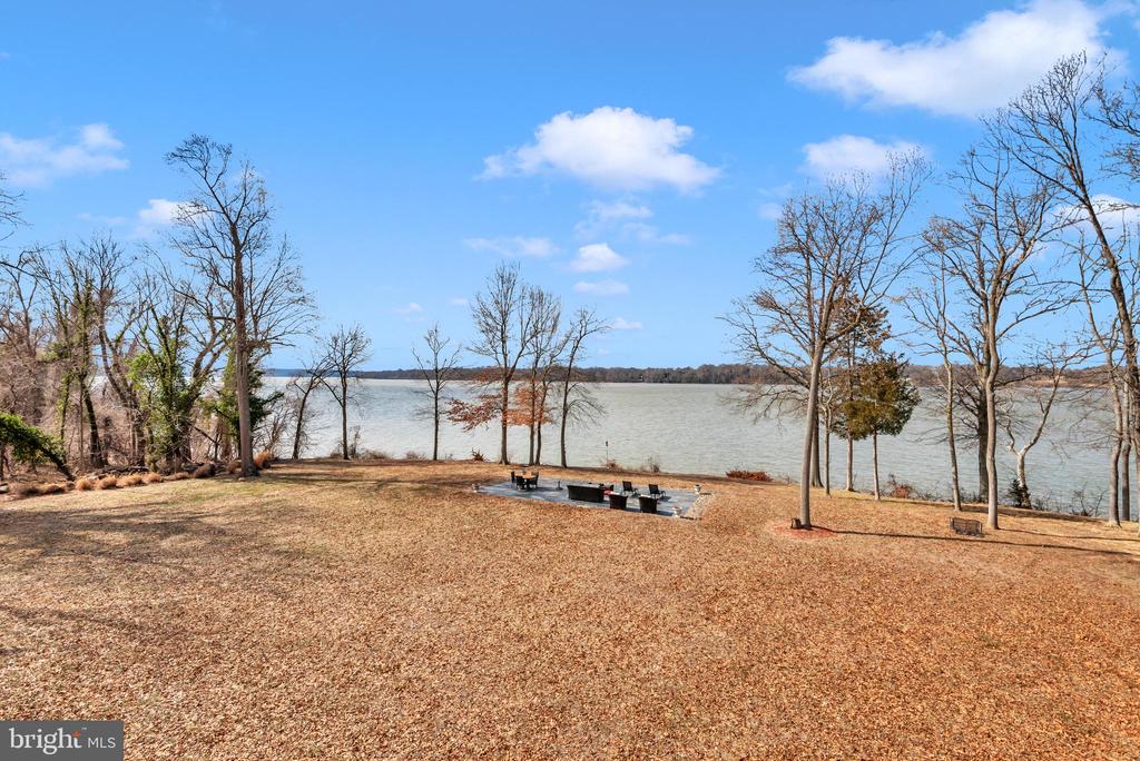 11501 RIVERVIEW ROAD