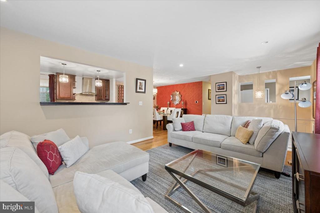 15 HERRINGTON DRIVE