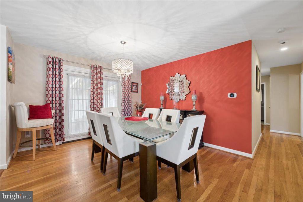 15 HERRINGTON DRIVE