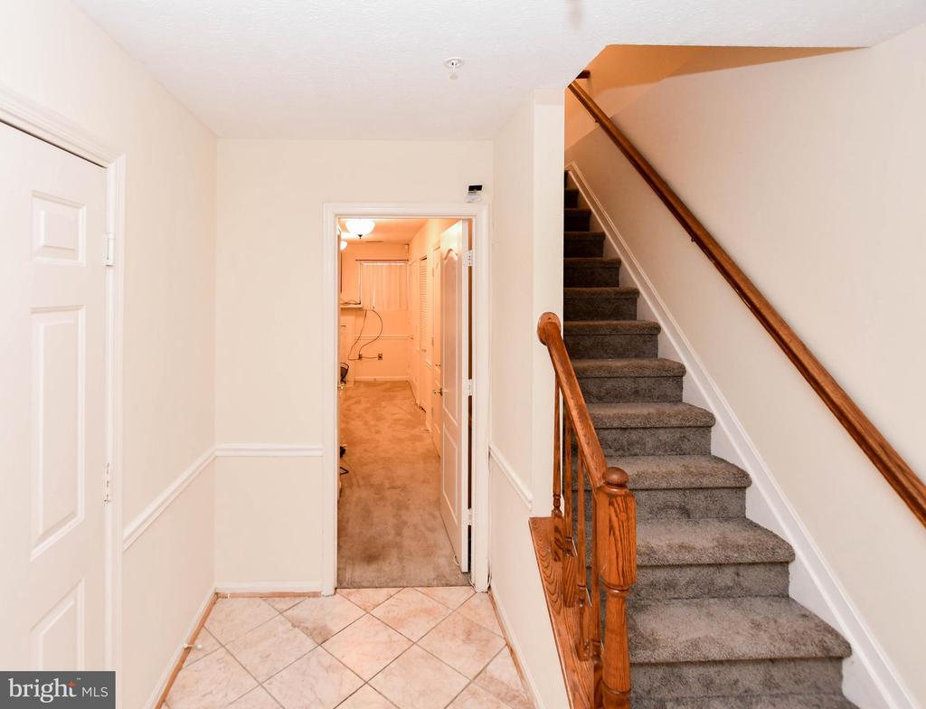 1401 DEEP GORGE COURT