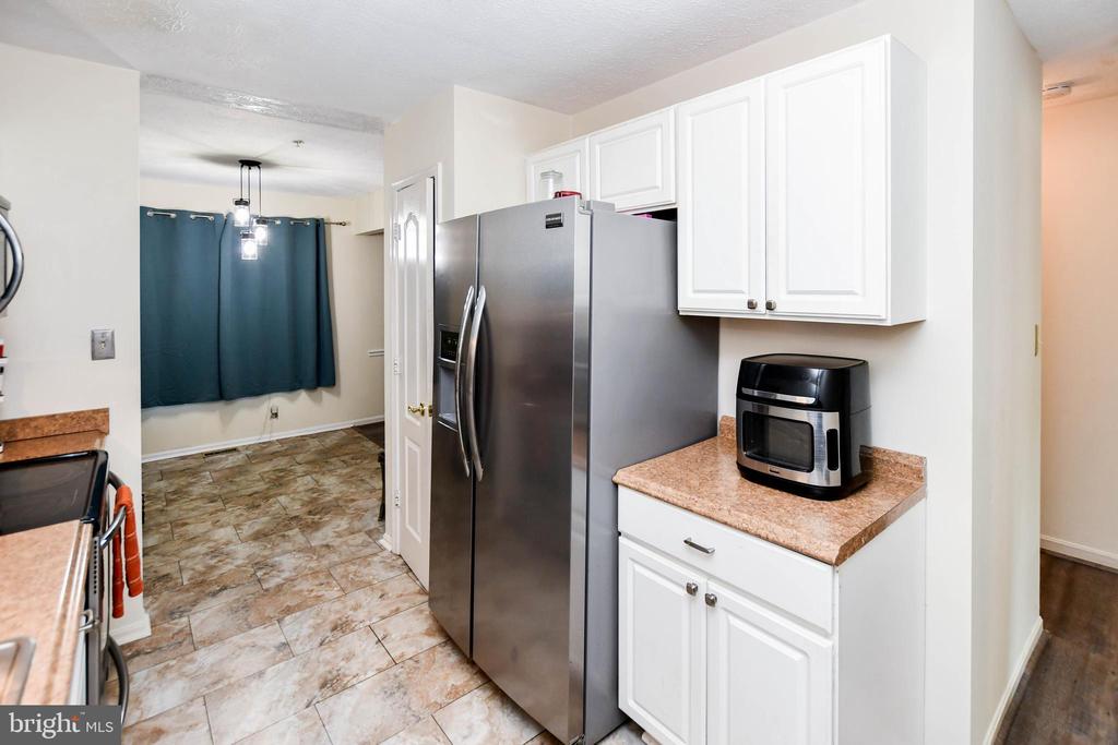 1401 DEEP GORGE COURT