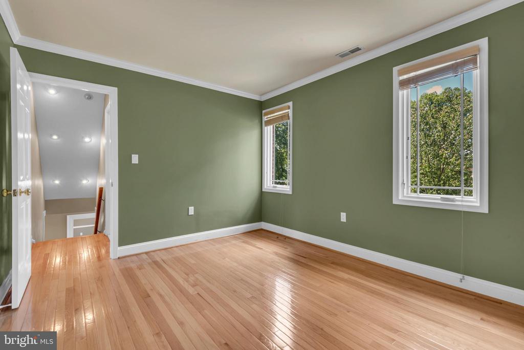 12602 TARTAN LANE