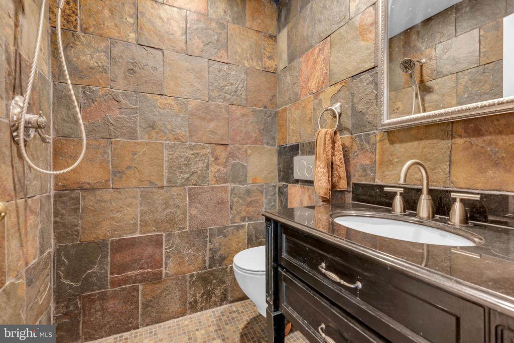 12602 TARTAN LANE