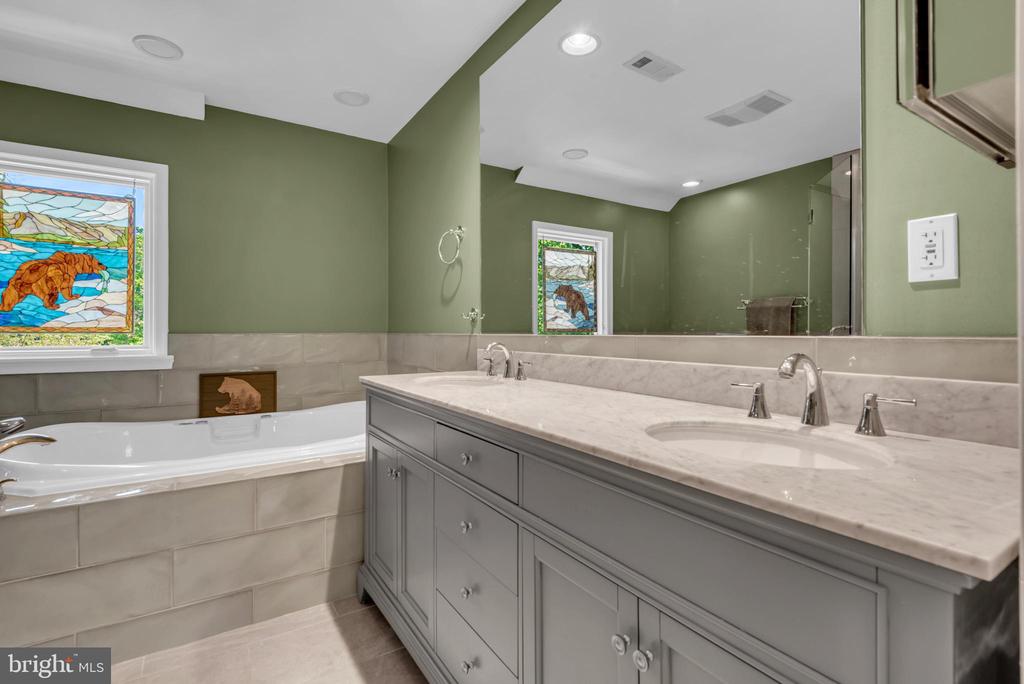 12602 TARTAN LANE