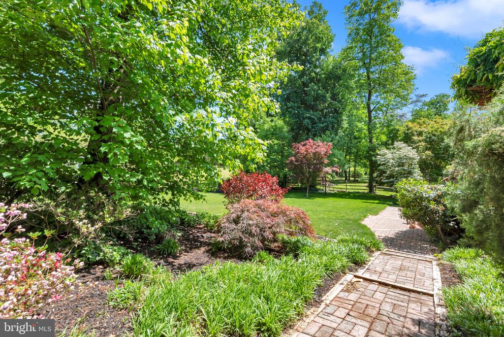 12602 TARTAN LANE