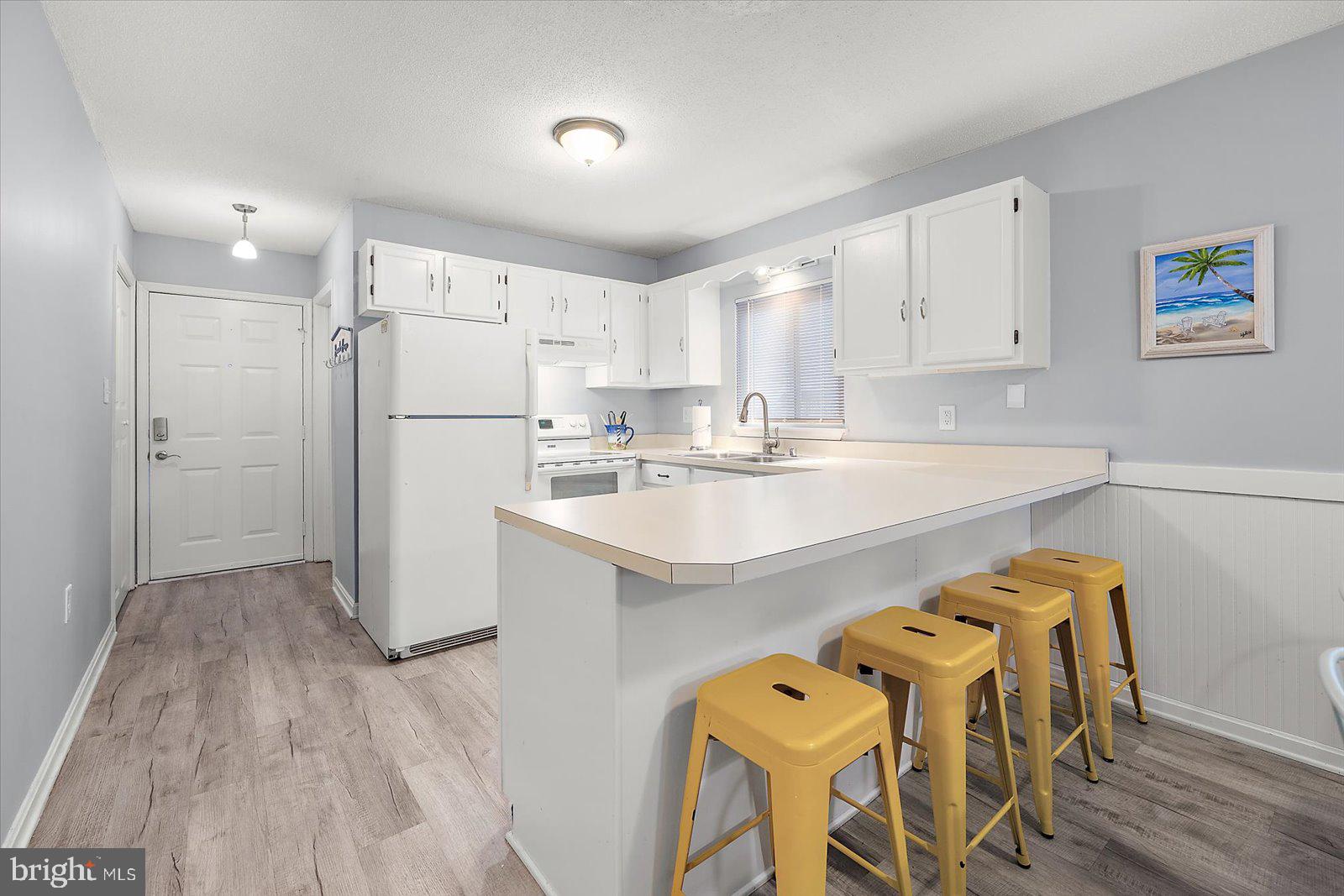 14411 TUNNEL AVENUE 303
