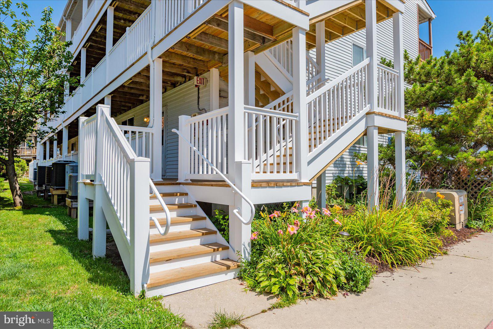 14411 TUNNEL AVENUE 303