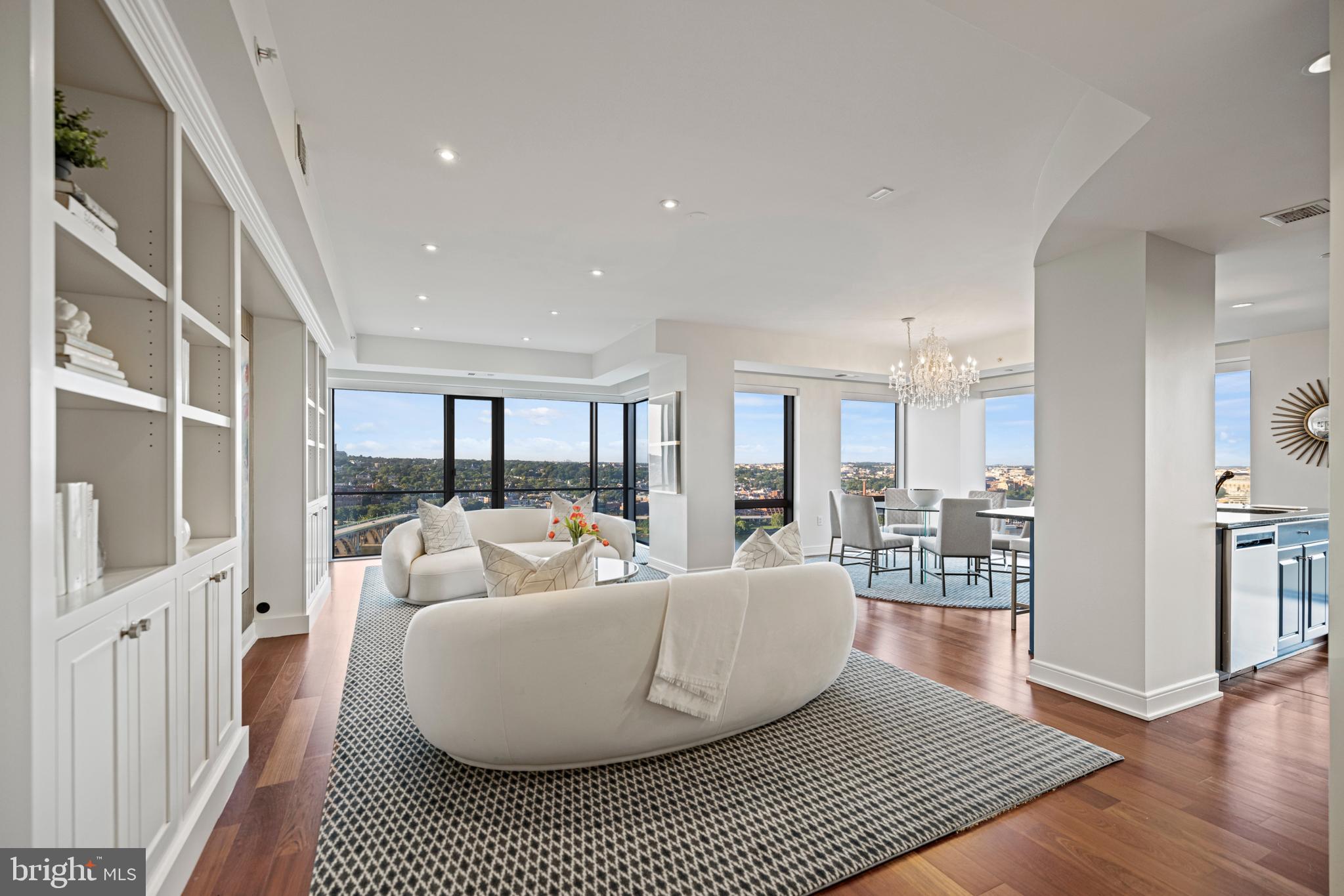 1111 19TH STREET N 2401