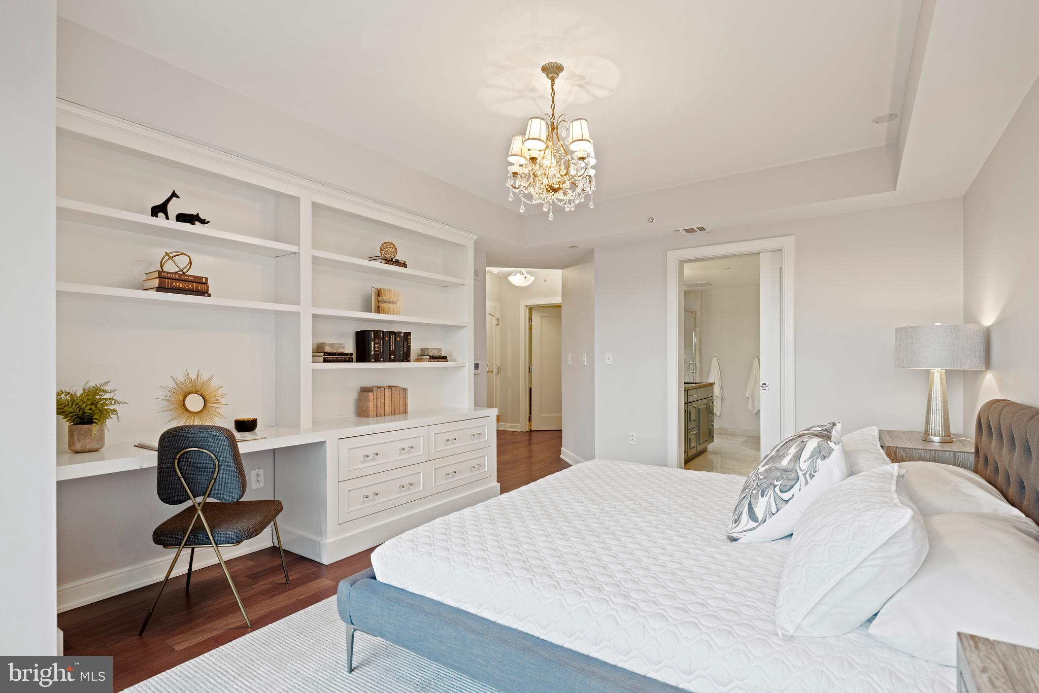 1111 19TH STREET N 2401