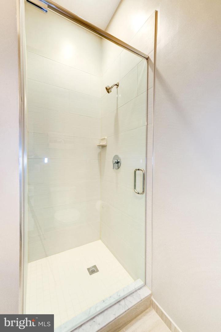 989 S Buchanan St #405